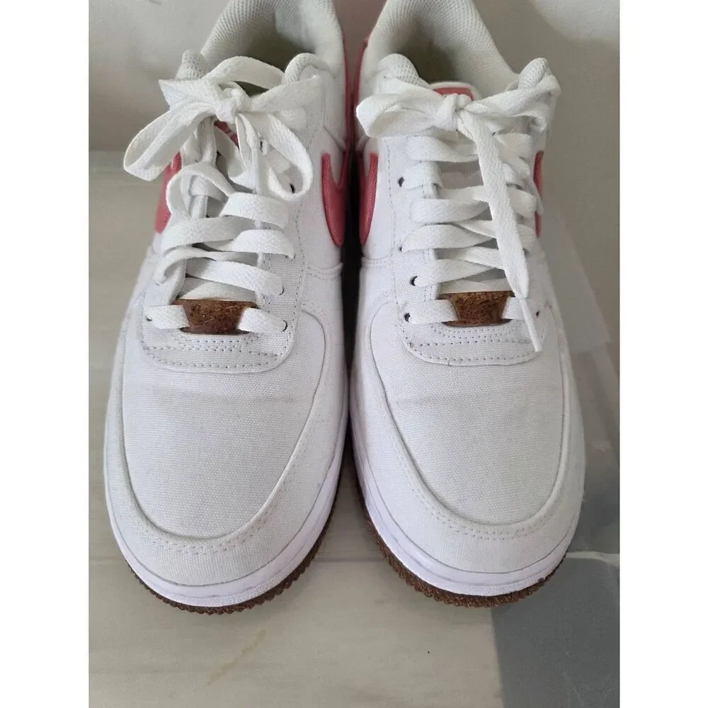 Womens Nike Air Force 1 '07 SE 